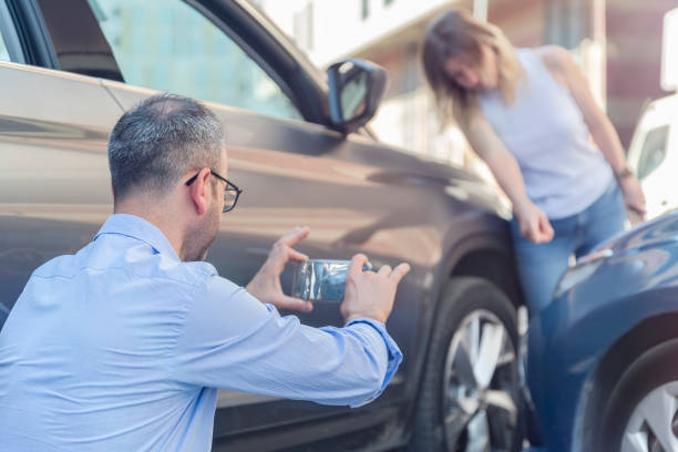 Professional Car Insurance Near Me technician working in Willow Springs, IL